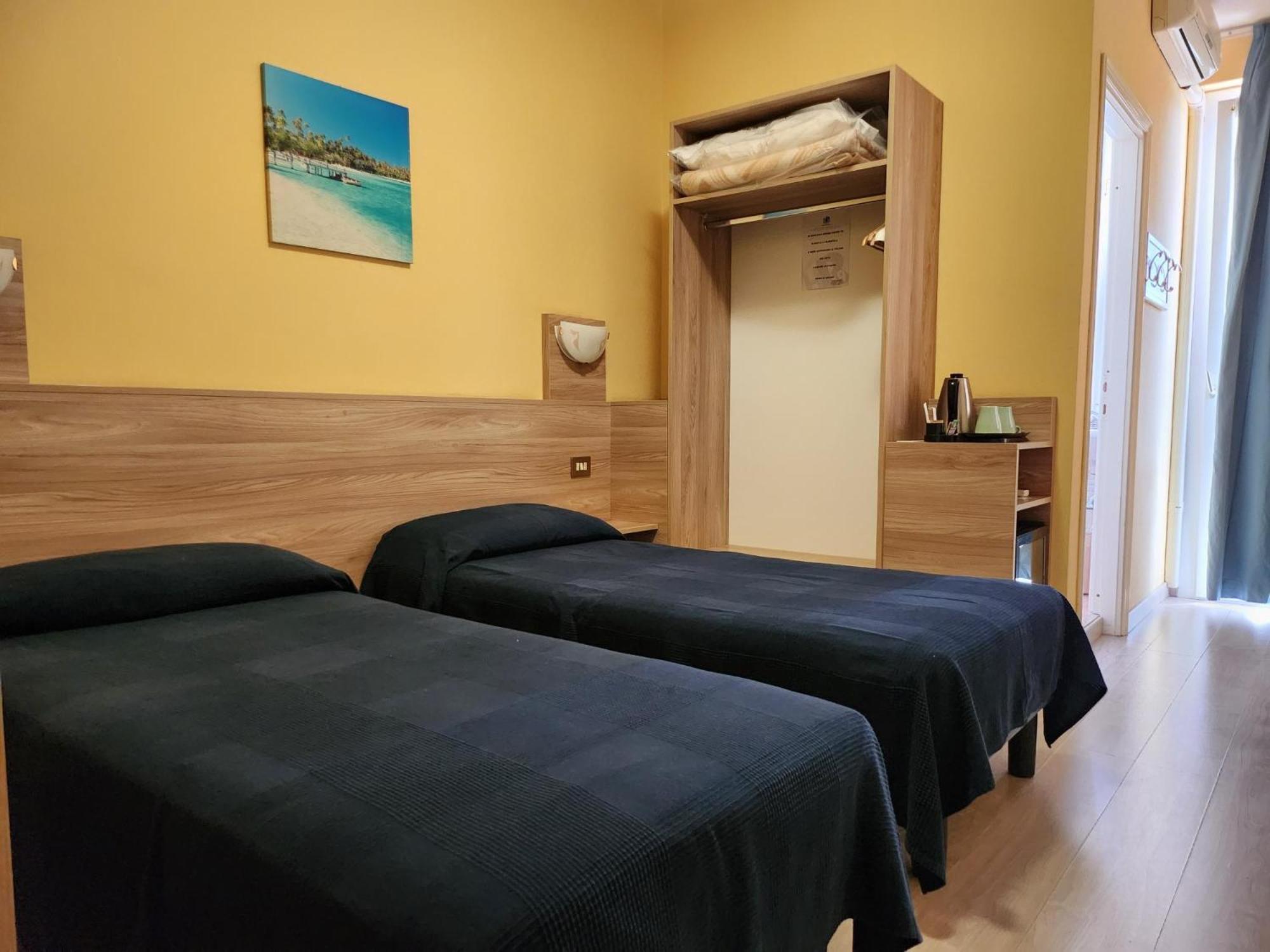 Hotel Route 9 Cadeo Экстерьер фото