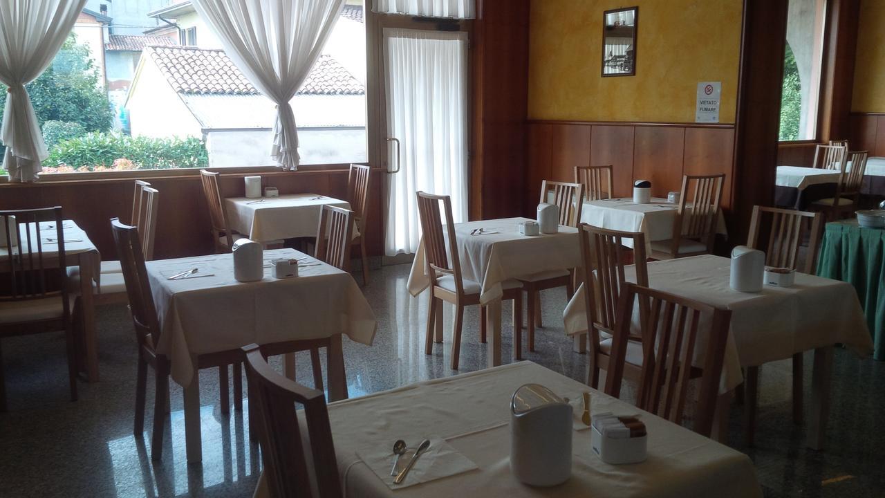 Hotel Route 9 Cadeo Экстерьер фото